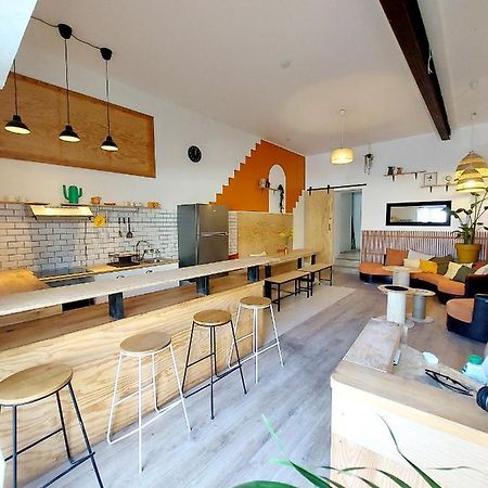 Coast - Utopy Hostel 比亚里茨 外观 照片